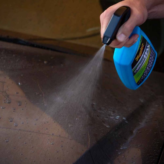 Hybrid Ceramic Wax For Easy Protection